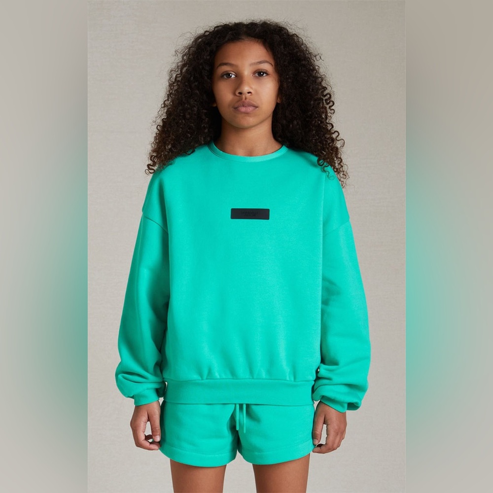 The Kids Fear of God Essentials Mint Leaf Crew Neck Sweatshirt - kids Unisex 4/5
